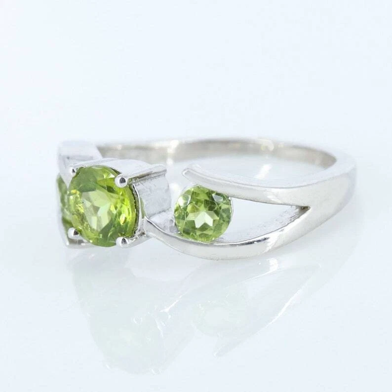 Natural Peridot Three Stone Handmade Ring 925 Sterling Silver Ring F572 - Image 4 of 4