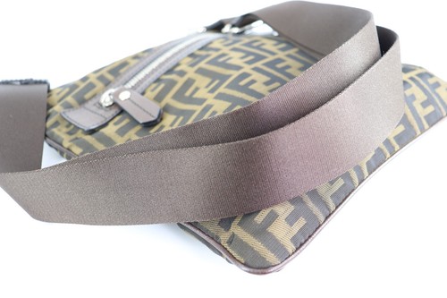 Fendi Vintage Front Zip Flat Messenger Bag Zucca Canvas Medium - Afbeelding 13 van 19