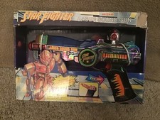 Star Fighter Laser Sound Gun Space Pistol UFO Alien Robot 1998 G T Plus LTD