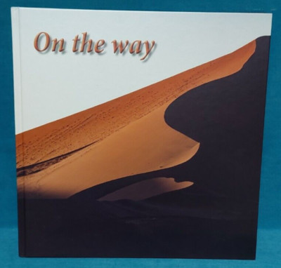 Buch: On the way, Fotobuch. Alexander Koenders. Von 2016.