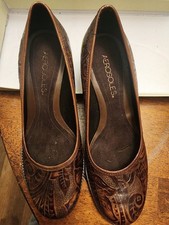 Arisole Aerosoles Leather Pumps