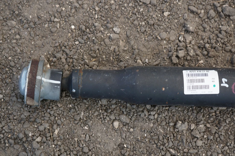 Mercedes Benz R350 2006-2010 4Matic W251 eje de transmisión trasero A2514102102 OEM Foto 2 de 4