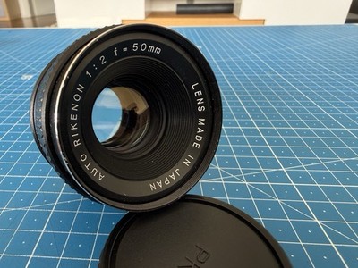 Objektiv Ricoh Auto Rikenon 50mm F2 M42 screw mount / Schraubverschluss