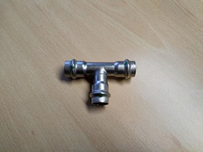 Sanpress Inox Edelstahl rostfrei Pressteil T-Stück 18 mm, neu