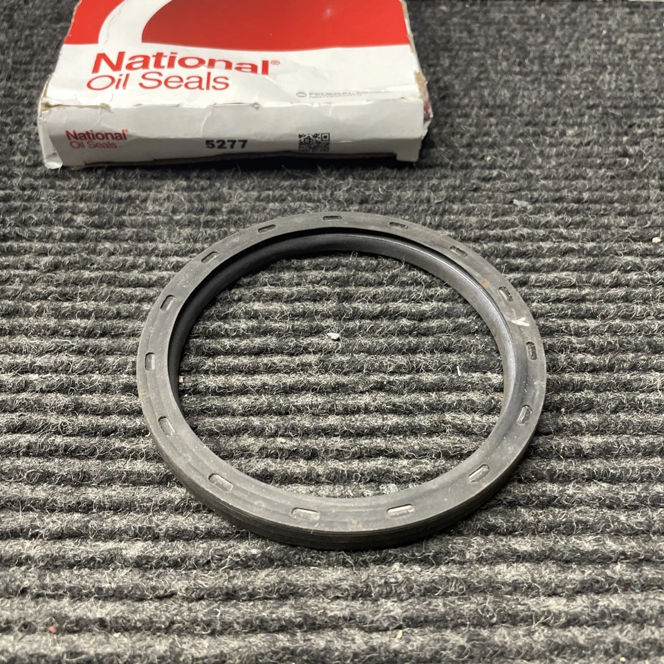 Sello cigüeñal motor nuevo National 5277 Foto 3 de 4