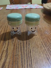 Magic Bullet Baby Bullet Lot of 2 Storage Containers Lids ,Twist For Date Set