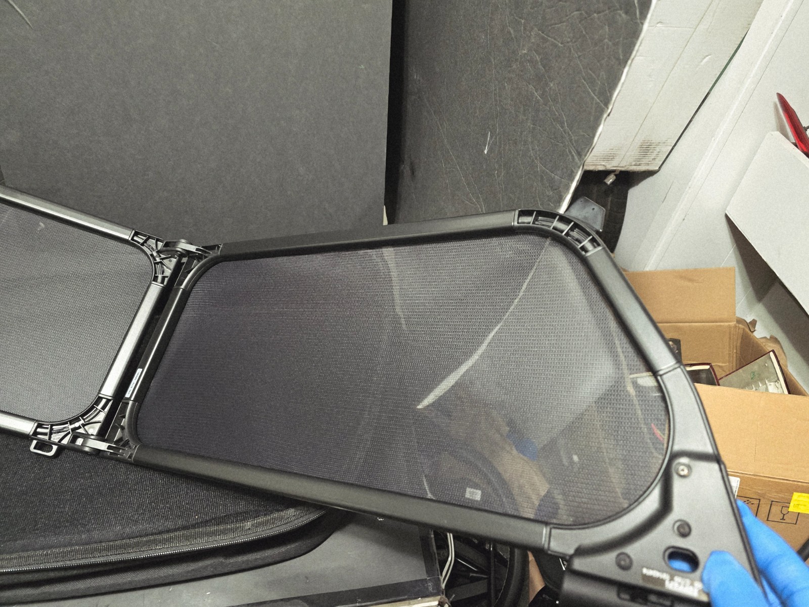 💯💯💯2009-2014 FERRARI CALIFORNIA WIND STOP DEFLECTOR 84743800 OEM WITH CASE