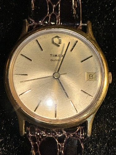 Timex Q Quartz Mens Vintage 1970s Early Quartz Watch Two Tone