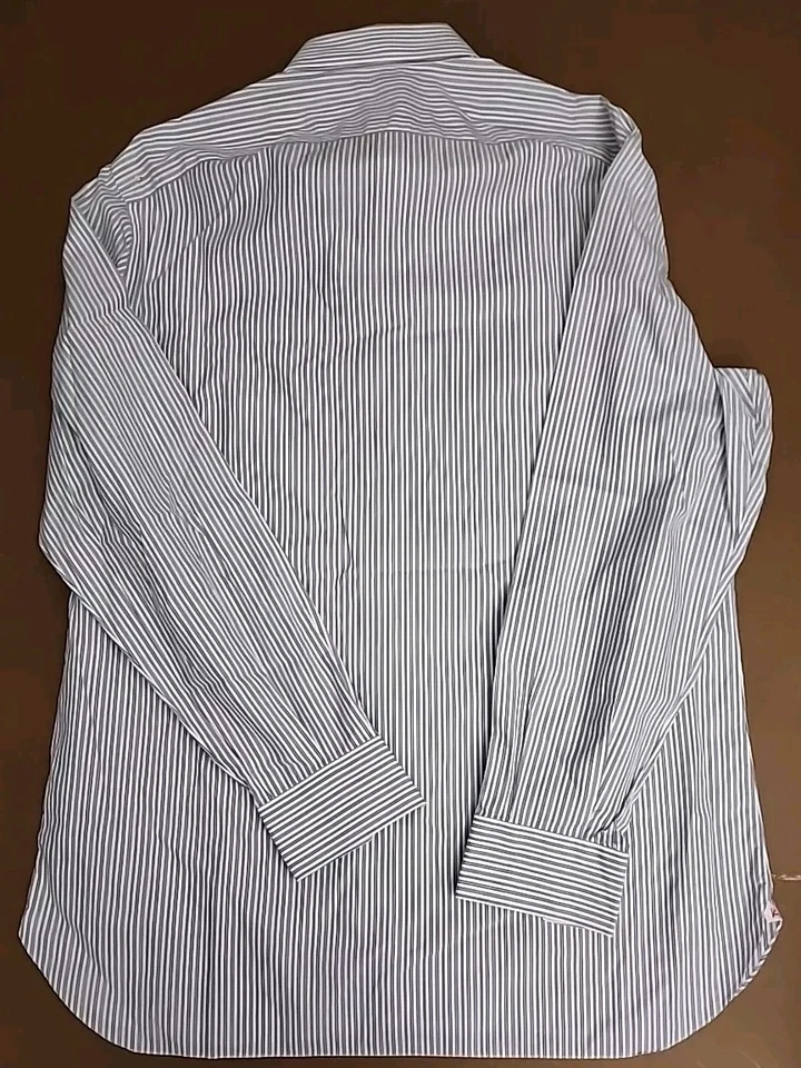 Isaia Napoli. Men Dress Shirt. Made In Italy Size 18 - Image 2 of 4