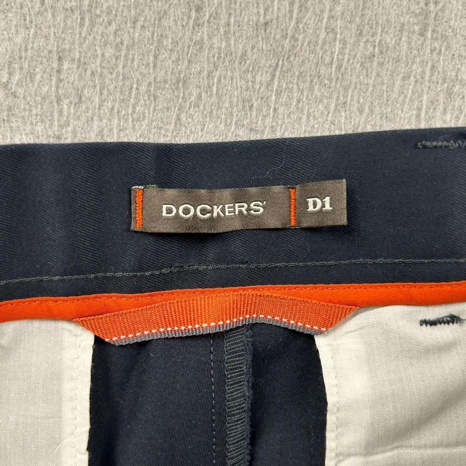 Dockers D1 Pants Mens 29X32 Blue Cotton Flat Front Slim Fit Straight Leg NWT - Image 2 of 4