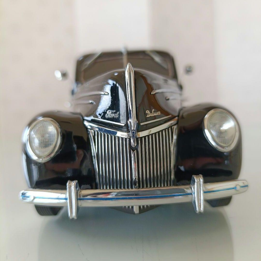 Danbury Mint 1939 Ford Deluxe Coupe 1/24 Diecast Model Car Black