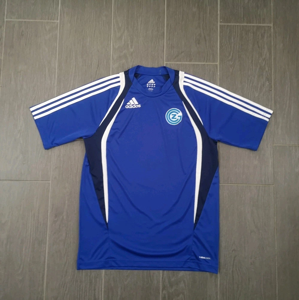 Vintage Retro 2010/11 Grasshopper Zürich Trikot Größe: S Fußball Streatwear Fans