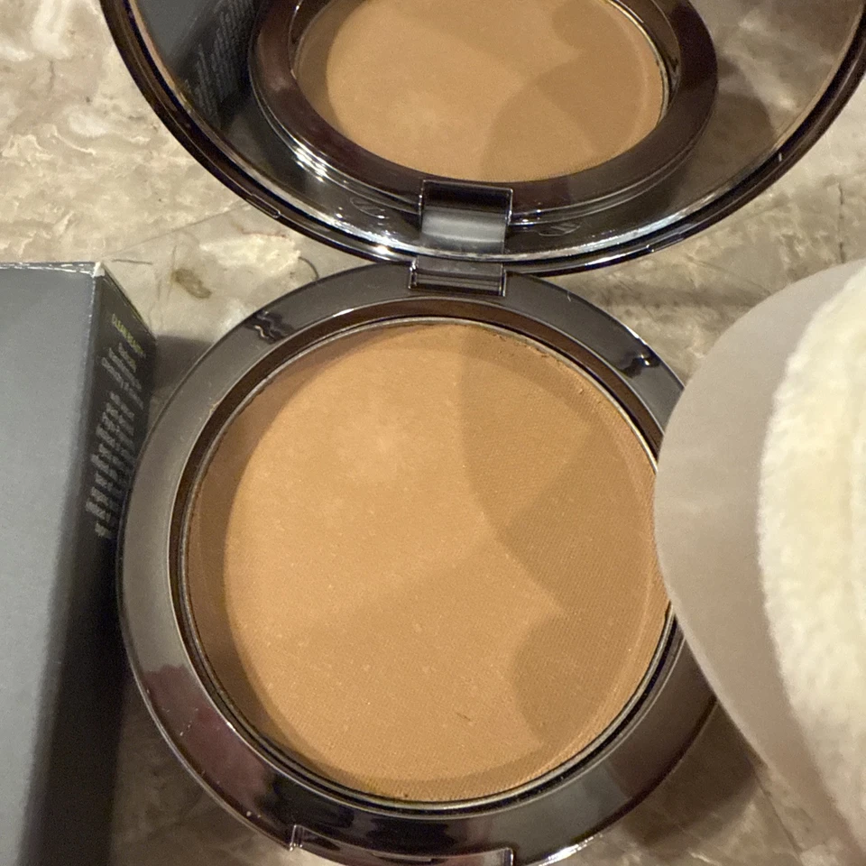 Polvo prensado impecable Juice Beauty PHYTO PIGMENTS 23 LEONADO MEDIO 0,35 oz Foto 3 de 4