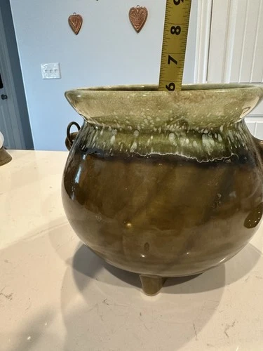Vintage Hull Pottery Brown Drip Bean Pot Crock With Lid Oven Proof USA 6.5”
