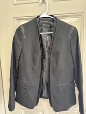 NWT Jones New York Women's Black Pinstripe Blazer - Size 6