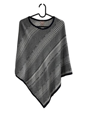 Chico s Women s Navy & White w/Silver Thread Triangle Poncho Sweater Size S/M