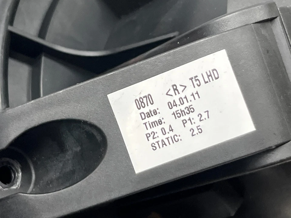 Двигатель вентилятора 2011 Range Rover Sport - MF16070-0870 - 112k - Изображение 3 из 4