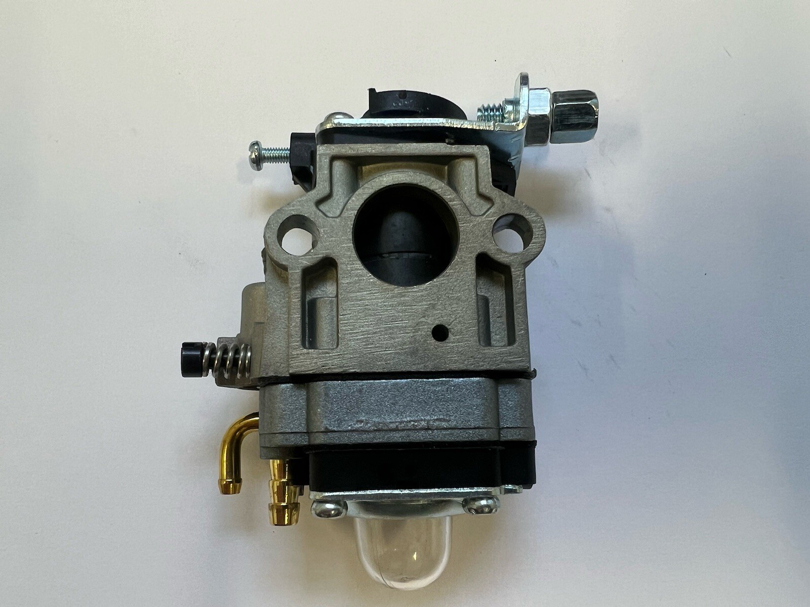 Carburatore Per Decespugliatore 62CC/65CC MTM E Baumr-AG - Compatibile Con Motoseghe A Palo E Tagliasiepi, Fori Montaggio 31 Mm, Aspirazione 15 Mm