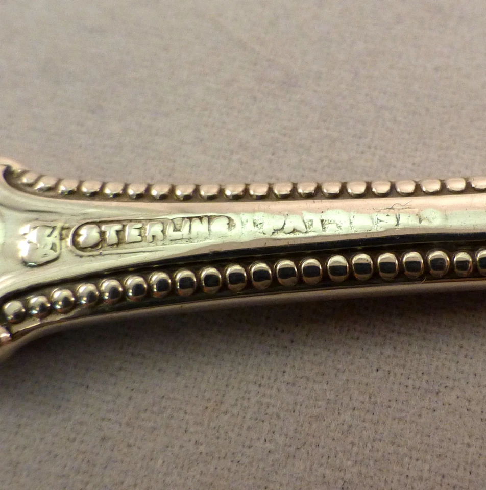 Распределитель масла Old Colonial-Towle Sterling с плоской ручкой 5 3/4 дюйма - Изображение 4 из 4