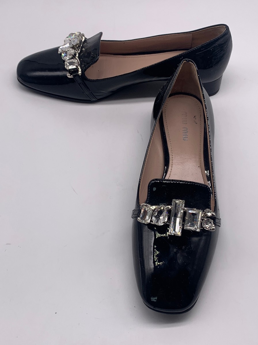 ローファー・オックスフォード MIU MIU patent leather moccasin with l coin Miu Miu Womens Black Patent Leather Crystal Embellished