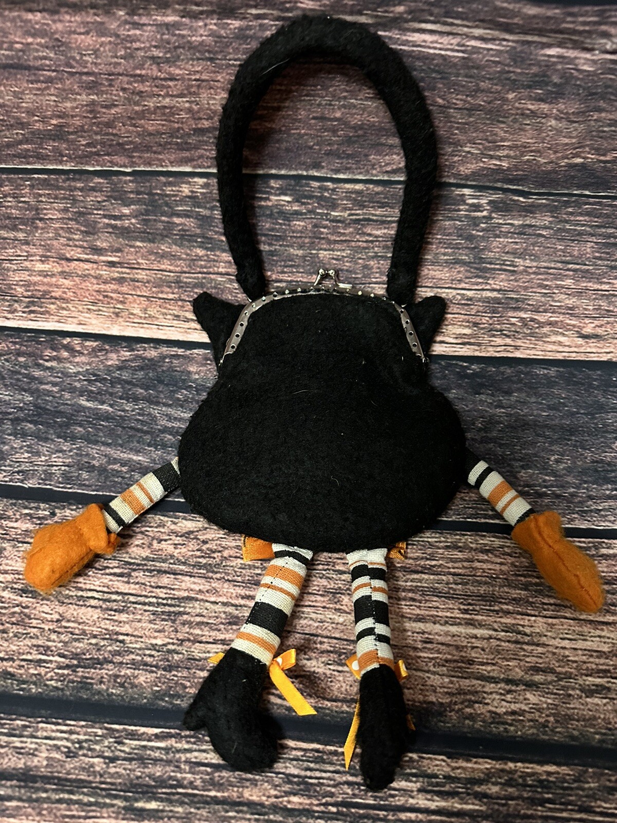 Picture 2 of 5