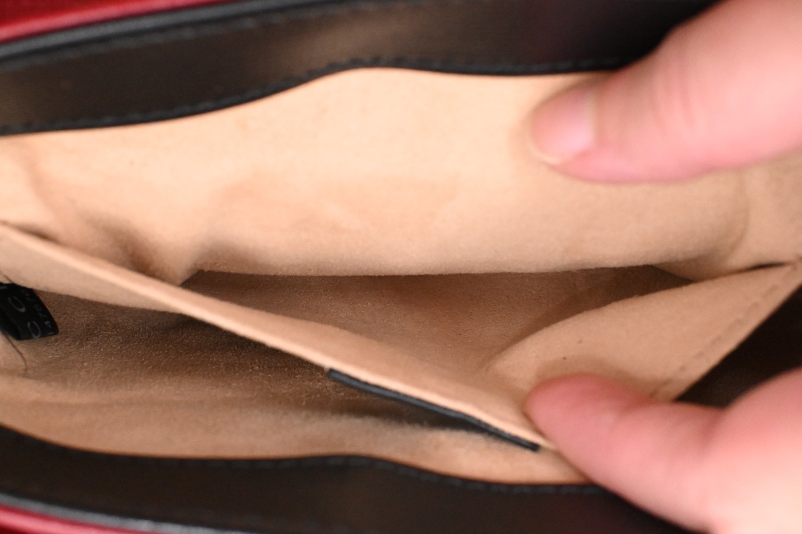 Authentic GUCCI Interlocking Chain Shoulder Bag R… - image 14