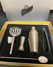 5 piece cocktail making set ..stainless steel .. New never used