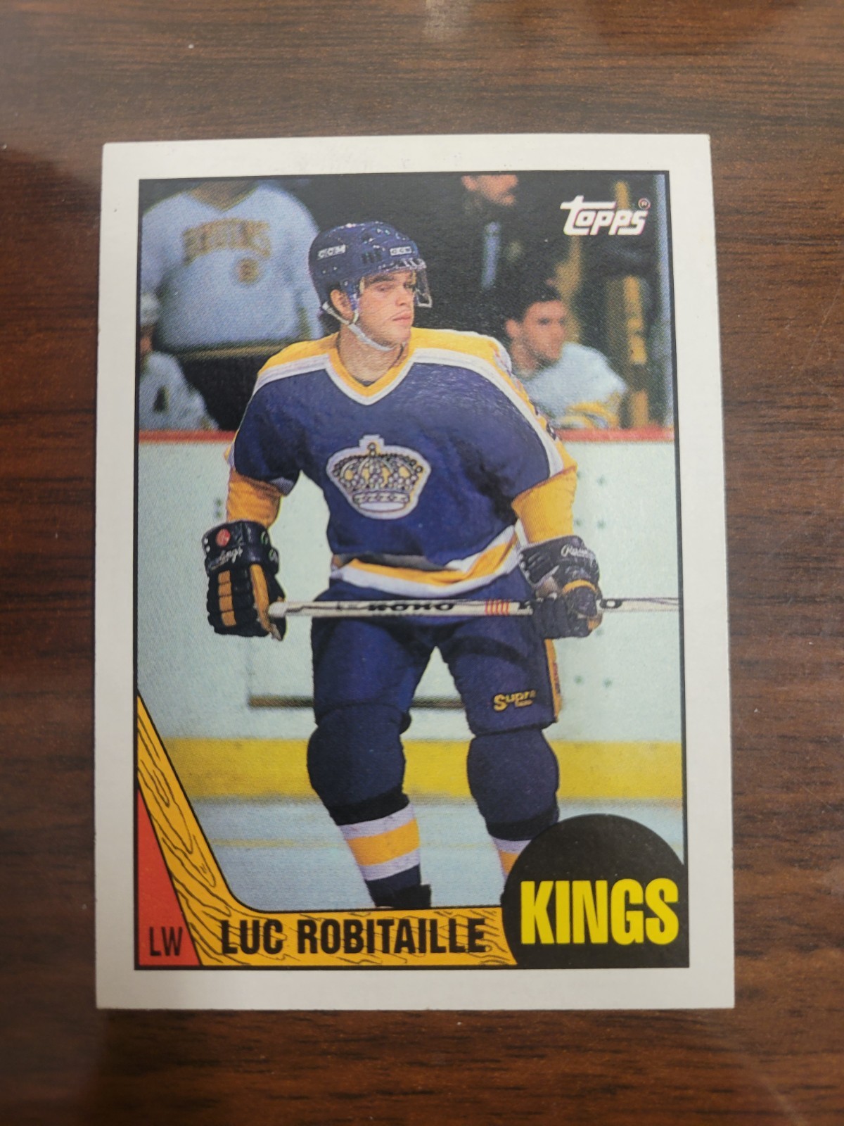 1987-88 O-Pee-Chee - Luc Robitaille #42 (RC)