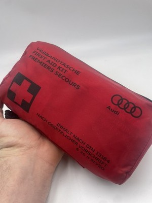 Original nagelneues Audi Verbandset