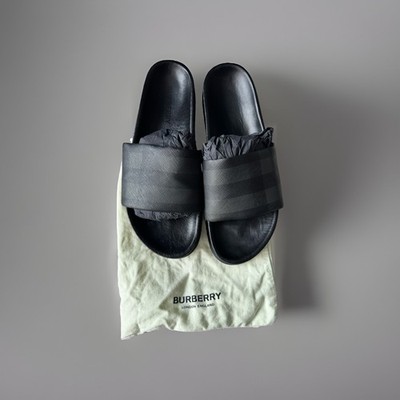 Burberry Black Leather Checked Pool Slides Men Sz 45
