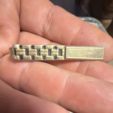 Accessoire cravate pince rectangulaire géométrique ton or pour homme métal sans pierre