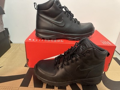 Nike Manoa Triple Black Leather Boots HF7095-001 Men's Sizes 11.5 Fast Ship
