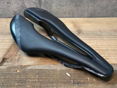 In617 Selle Italia Sp-01 Boost Kit Carbonio Superflow Saddle In617 Selle Italia Sp-01 Boost Kit Carbonio Superflow Saddle