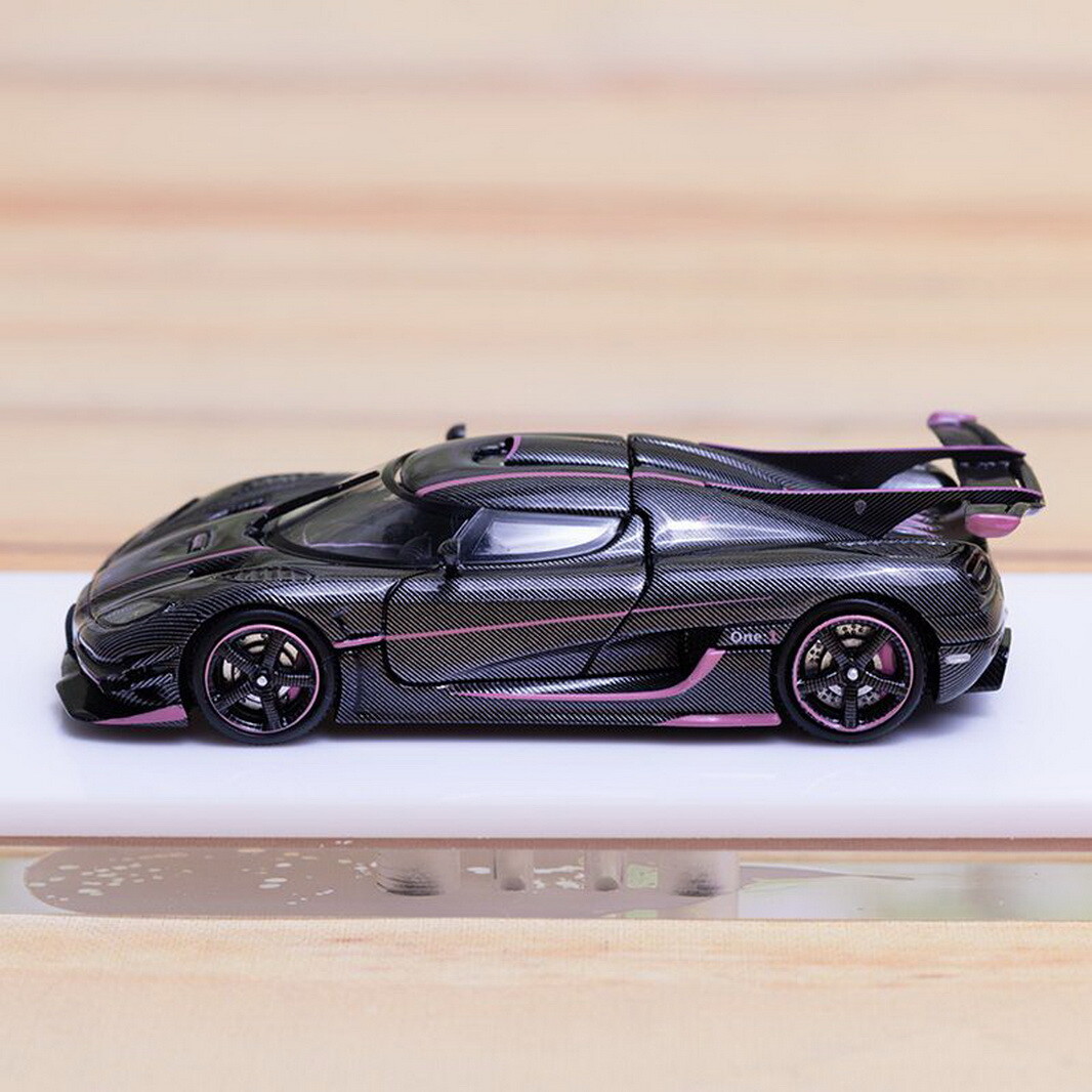 TPC 1/64 Scale Koenigsegg one1 Black/Pink Diecast Car Model TPC 1/64 Scale Koenigsegg one1 Black/Pink Diecast Car Model