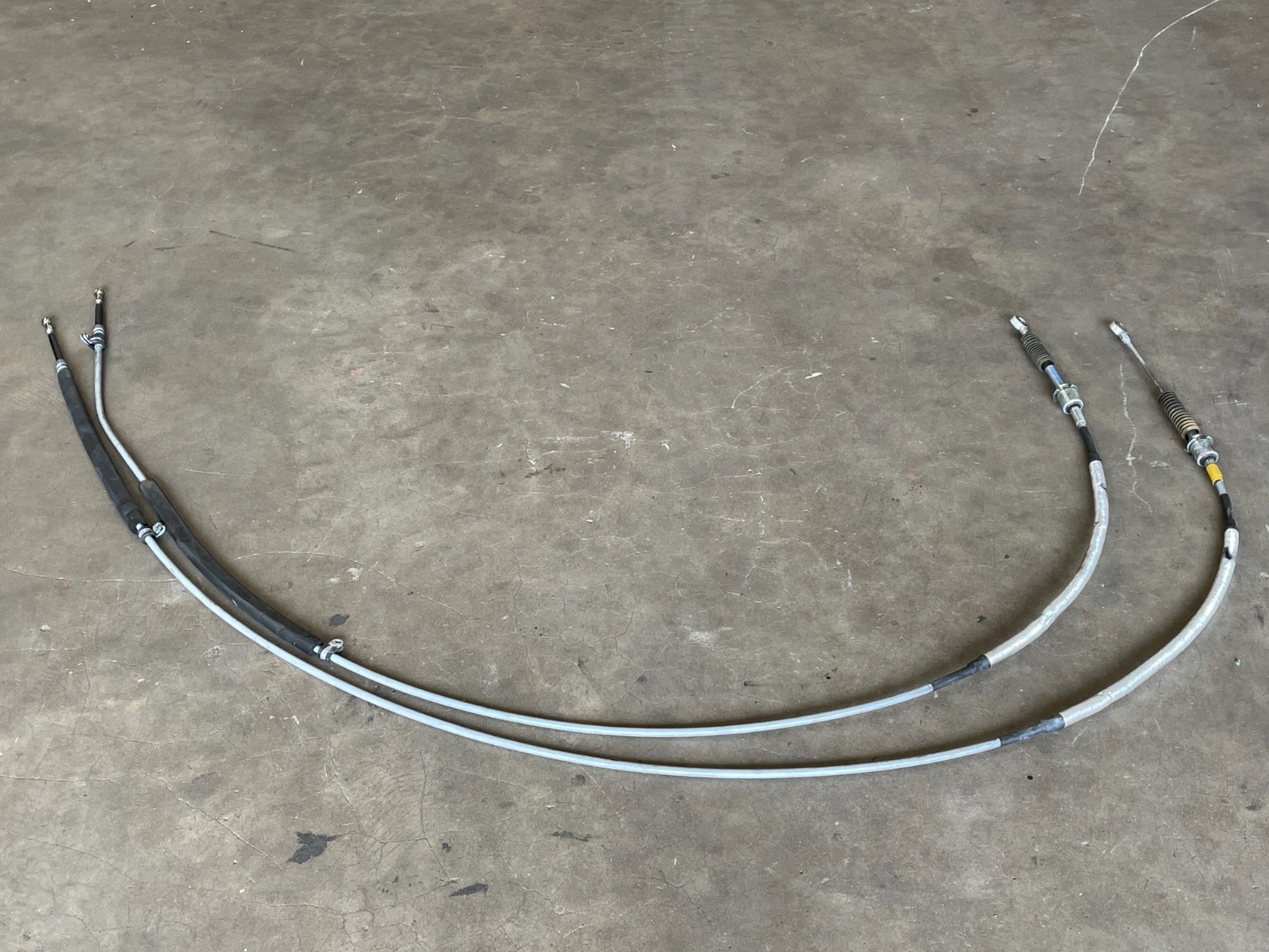 10-14 Lotus Evora Manual Transmission Shifter Shift Cable Set 3.5L 1612 OEM