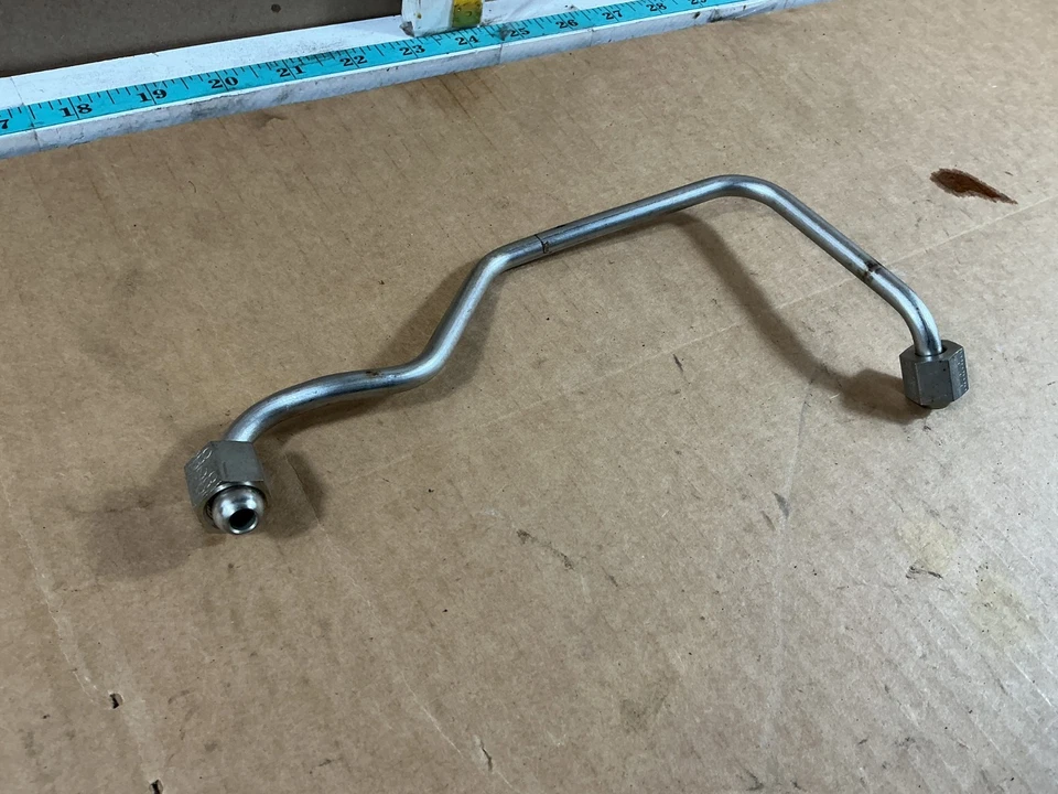 2005 - 2008 奥迪 A4/A3/TT/BPY/BPG/BWT/FSI/2.0T 燃料分销商线原始设备制造商 — 第 2/4 张图片