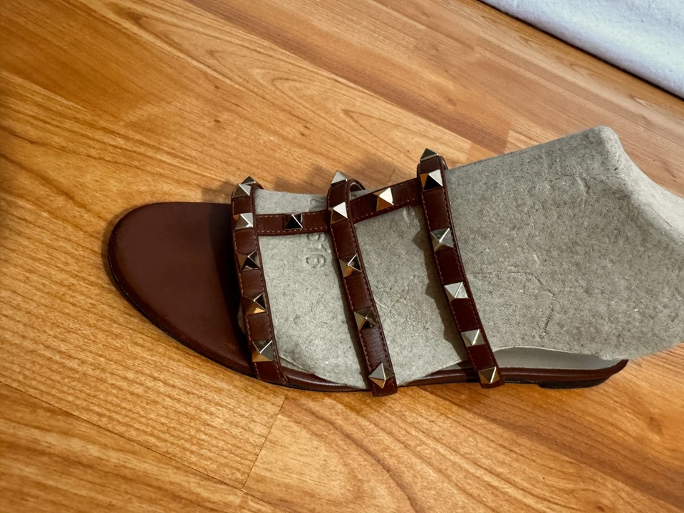 Valentino Garavani Rockstud Nappa Slide Marrón Talla 7 37.5 Sandalia Bolsa Antipolvo Foto 3 de 4