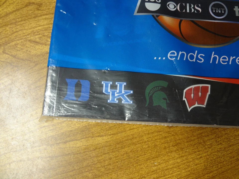 2015 NCAA MEN'S FINAL FOUR PROGRAM-BRAND NEW-KENTUCKY,DUKE,MICH STATE,WISCONSIN - Image 2 of 3