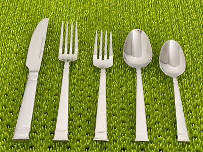 Heritage Mint Ltd BENTLEY Stainless Glossy 18/10 Flatware SMART CHOICE E74G