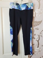 MSP by MiracleSuit Black Crop Reversible Leggings Pants M Performance Shapewear