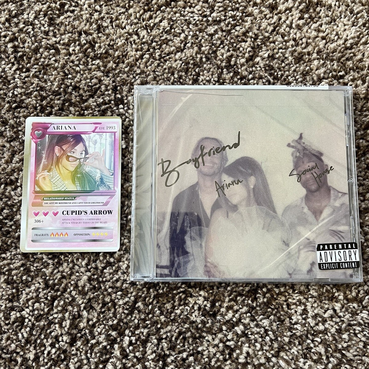 【Ariana Grande】CD,雑誌,ポスター 58点セット Ariana Grande】CD,雑誌,ポスター 58点セット Ariana Grande】CD