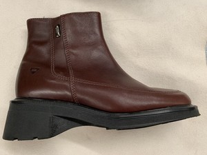 boots with cushioned soles