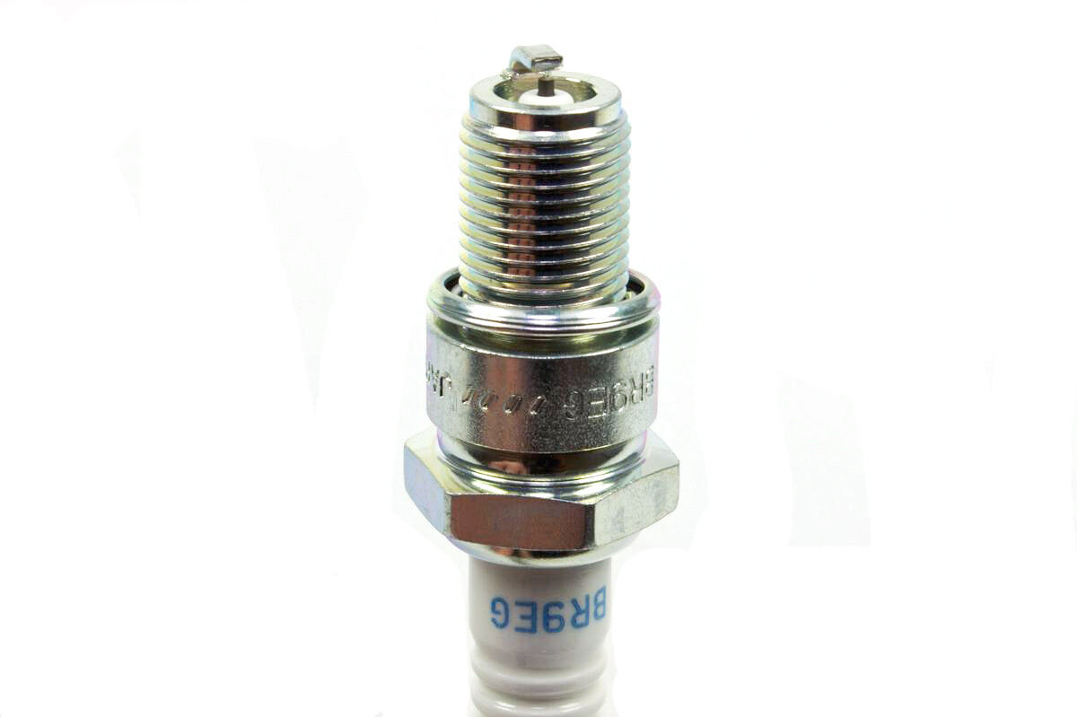 NGK G-Rated Sparkplug BR9EG For Honda CR125R 1982-2007