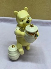 Lenox DISNEY Pooh Honey jar Gold Trim figurine sculpture