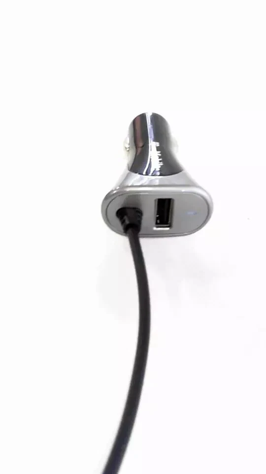 T-Mobile SUPA42758 Cargador de Coche Universal Micro USB Adaptador 2 en 1 - Negro/Plateado Foto 2 de 4