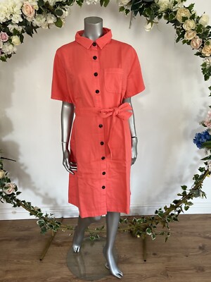 white christmas dresses Liddie Luxe Botton Dress
