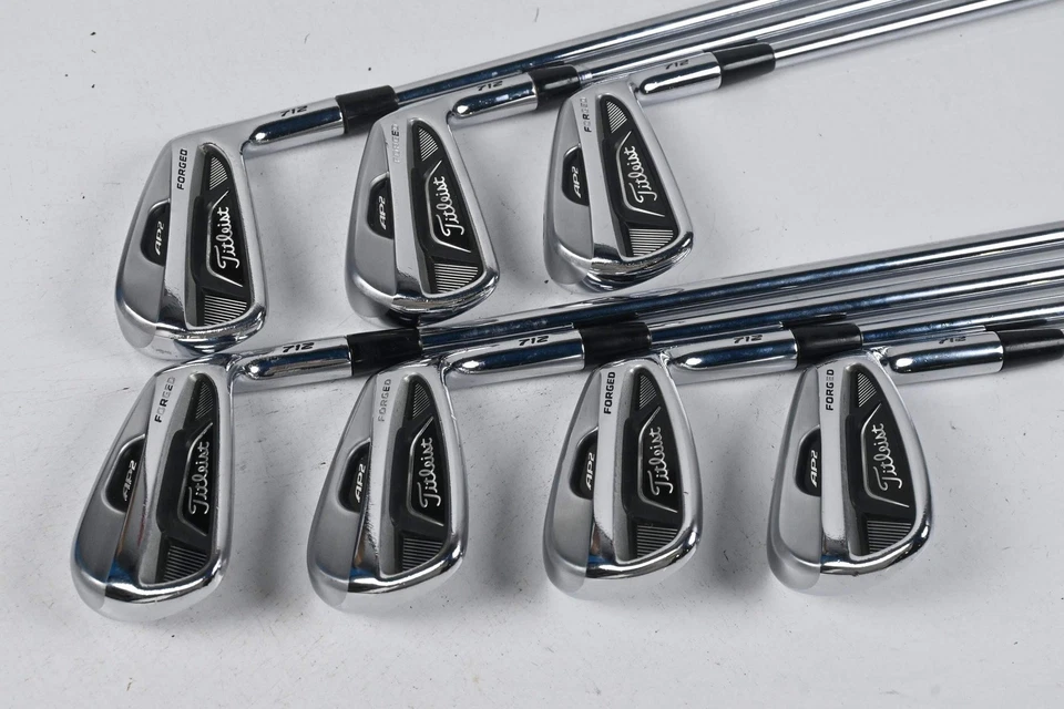 Titleist 712 AP2 Irons / 4-PW / Regular Flex Dynalite Gold XP R300 Steel Shafts - Image 2 of 4