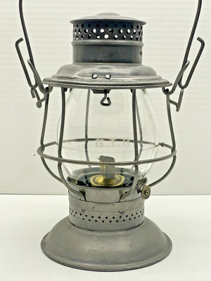 ADLAKE RELIABLE G.T. Ry GRAND TRUNK RAILROAD BELL BOTTOM LANTERN W/ ETCHED GLOBE