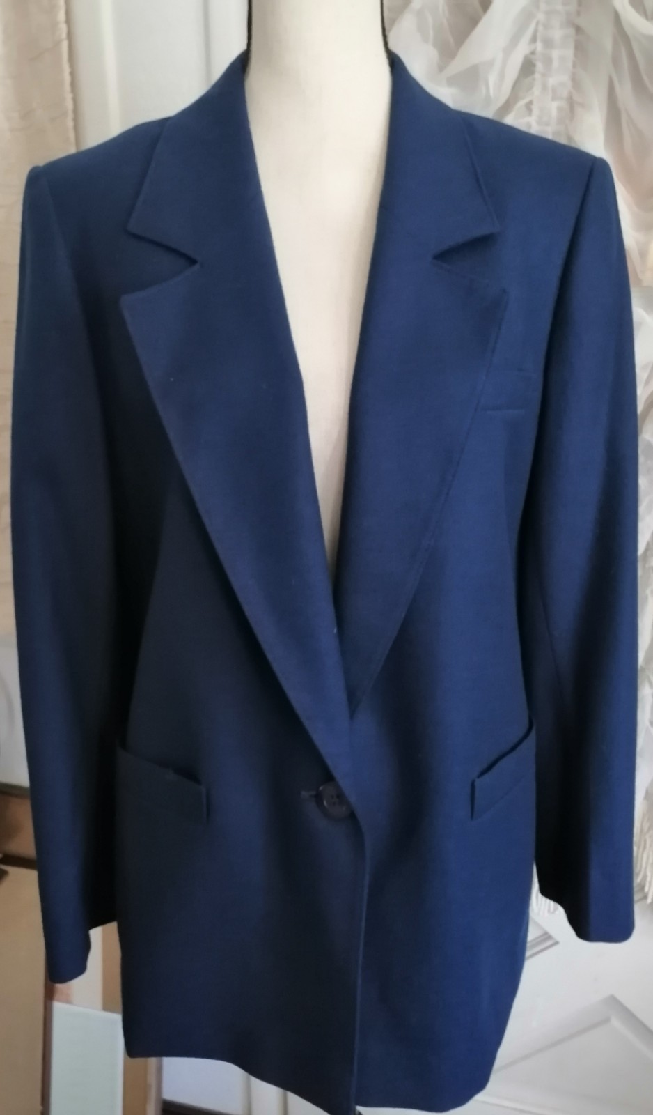 Picture 1 of 5