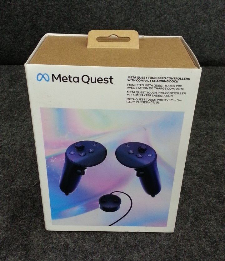 META 899-00415-01 Meta Quest Touch Pro Controllers With META 899-00415-01 Meta Quest Touch Pro Controllers With